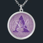 Collar Plateado Monograma<br><div class="desc">Crea tu propio monograma.</div>