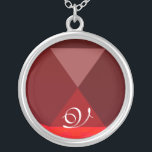 Collar Plateado Monograma de goma roja<br><div class="desc">Diseño elegante y único con piedra de piedra. Modelación y renderización de nodrizas muy precisas en el estudio 3D Max de Bulgan Lumini.Parte de la serie Hyper Talismans.</div>