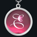 Collar Plateado Monograma de goma roja rosa<br><div class="desc">Diseño elegante y único con piedra de piedra. Modelación y renderización de nodrizas muy precisas en el estudio 3D Max de Bulgan Lumini.Parte de la serie Hyper Talismans.</div>