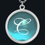 Collar Plateado Monograma de la gema azul Aquamarina<br><div class="desc">Diseño elegante y único con piedra de piedra. Modelación y renderización de nodrizas muy precisas en el estudio 3D Max de Bulgan Lumini.Parte de la serie Hyper Talismans.</div>