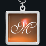 Collar Plateado Monograma de naranja Agate Gem<br><div class="desc">Diseño elegante y único con piedra de piedra. Modelación y renderización de nodrizas muy precisas en el estudio 3D Max de Bulgan Lumini.Parte de la serie Hyper Talismans.</div>