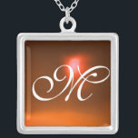 Collar Plateado Monograma de naranja Agate Gem<br><div class="desc">Diseño elegante y único con piedra de piedra. Modelación y renderización de nodrizas muy precisas en el estudio 3D Max de Bulgan Lumini.Parte de la serie Hyper Talismans.</div>