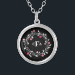Collar Plateado Monograma Iniciales Floral rosa blanco negro<br><div class="desc">Collar Monogramado Monogramado Floral Blanco y Negro</div>