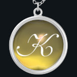 COLLAR PLATEADO MONOGRAMA MÁGICO AMARILLO TOPAZ GEM STONE<br><div class="desc">Diseño elegante y único con piedra de piedra. Modelación y renderización de nodrizas muy precisas en el estudio 3D Max de Bulgan Lumini.Parte de la serie Hyper Talismans.</div>