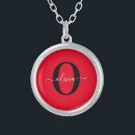Collar Plateado Monograma personalizado Nombre de guión rojo blanc<br><div class="desc">Este elegante monograma y el elegante diseño del nombre de la escritura se pueden dar como regalo para un cumpleaños, boda, ducha de novia, aniversario, Día de la Madre o cualquier ocasión. Se puede personalizar con el nombre y la inicial de la persona. Puede cambiar el tipo de letra, el...</div>