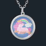 Collar Plateado Nombre personalizado 🌈 Rainbow Unicorn<br><div class="desc">Hermosa temática mágica con unicornio Adorable con arcoiris. Fácil personalización del nombre de la princesa con el "botón Personalización". Mira otros artículos de coincidencias disponibles en mi tienda!</div>