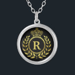 Collar Plateado Oro real del negro de la guirnalda del laurel de<br><div class="desc">Diseñado en oro negro y falso,  esto diseño derecho-inspirado incluye un adorno elegante de la guirnalda y de la corona del laurel en estilo del art déco. Su letra personalizada del monograma llena el centro. Utilice la plantilla fácil para añadir su texto.</div>