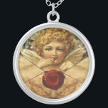 COLLAR PLATEADO PARCHE DE SELLO DE LA CERRADURA DEL CORAZÓN DE ANG<br><div class="desc">Elegante,  clásico y elegante diseño con cupido romántico,  foca de cera roja,  corazón y flecha en un antiguo pergamino marrón adecuado para románticos compromisos,  bodas,  navidades,  vacaciones,  uso familiar o profesional.</div>