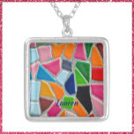 Collar Plateado Patrón mosaico colorido<br><div class="desc">Estilo de mosaico colorido.</div>