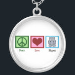 Collar Plateado Peace Love Hippos<br><div class="desc">Un signo de paz,  corazón y un hipopótamo lindo. Me encanta un regalo de hipopótamo de bonito.</div>