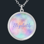 Collar Plateado Personaliza el regalo Pastel de color Arcoiris par<br><div class="desc">Monograma este encantador collar de color arcoiris pastel con su nombre. Hace un gran regalo para las damas de honor,  la madre de la novia,  la madre del novio,  el regalo del día de la madre o el regalo de cumpleaños.</div>