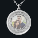 Collar Plateado Personalizado boda Foto<br><div class="desc">Patrón purpurina plateado moderno con chispas blancas y fotos personalizados. 1.ᵉʳ aniversario boda. El aniversario del año puede cambiar</div>