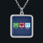 Collar Plateado Pinta azul<br><div class="desc">Regalo bonito del terapeuta físico. Amor de la paz y terapia física en fondo azul marino.</div>