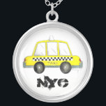 Collar Plateado Regalo de taxi amarillo NYC Yellow New York City C<br><div class="desc">El diseño presenta un original ilustracion acuático de un taxi a cuadros amarillo clásico de la ciudad de Nueva York. ¡Genial para cualquiera que viva o ame NYC! ¿No ves lo que estás buscando? ¿Necesita ayuda con la personalización? Haga clic en "Contactar con este diseñador" para tener algo creado sólo...</div>