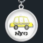 Collar Plateado Regalo de taxi amarillo NYC Yellow New York City C<br><div class="desc">El diseño presenta un original ilustracion acuático de un taxi a cuadros amarillo clásico de la ciudad de Nueva York. ¡Genial para cualquiera que viva o ame NYC! ¿No ves lo que estás buscando? ¿Necesita ayuda con la personalización? Haga clic en "Contactar con este diseñador" para tener algo creado sólo...</div>