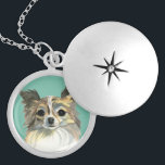 Collar Plateado Retrato de la acuarela de Chihuahua de pelo largo<br><div class="desc">Esta es una pintura acuarela detallada de la cara de un perro chihuahua de pelo largo. Tiene piel marrón clara y oscura y pecho blanco.</div>