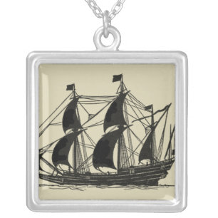 Collar Plateado Silhouette de barco con velas de barrido