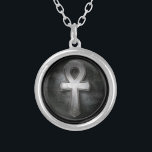 Collar Plateado Símbolo vintage Ankh Clave del diseño de vida<br><div class="desc">El tobillo,  también conocido como clave de vida,  la llave del Nilo o crux ansata (en latín significa "cruz con mango"),  era el antiguo personaje jeroglífico egipcio que decía "vida". Representa el concepto de vida eterna,  que es el significado general del símbolo.</div>