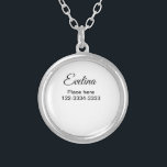 Collar Plateado Simple y mínimo añadir el nombre de texto lugar de<br><div class="desc">Diseño</div>