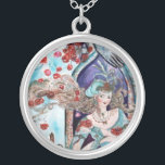 COLLAR PLATEADO TALLA DE LA JERINGA ORIENTAL<br><div class="desc">Ilustracion de arte colorido,  vibrante y caprichoso para el cuento de hadas turco "Golden Apple" .</div>