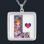COLLAR PLATEADO VALENTINE VENETIAN MASQUERADE MONOGRAM L LETTER<br><div class="desc">Letra L alfabeto diseño inicial con corazón. Espectáculo vibrante y artístico con confeti colorido...  Amor mítico entre Harlequin y Columbine,  pintura acrílica inspirada en máscaras de plumas venecianas y Commedia dell'arte - Venecia. Colores verdes color rosa rosa violeta claro.</div>