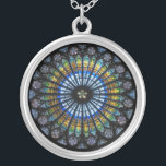 Collar Plateado Ventanilla de vidrio manchado de la catedral de la<br><div class="desc">ventana Rosa (azul) de la catedral de Estrasburgo,  una catedral católica romana en Estrasburgo,  Alsacia,  Francia.Gran regalo católico y cristiano para Él o Ella,  así como un recuerdo de viaje para usted y para la familia y amigos.</div>