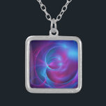 Collar Plateado Violeta azul y fractura cósmica rosa<br><div class="desc">Una imagen fractal surrealista con círculos y remolinos de color púrpura,  violeta,  azul y rosa creando un diseño psicodélico abstracto. Tiene un ambiente de espacio exterior cósmico con una textura suave,  colores brillantes,  sombras profundas y luminosas brillantes luces.</div>