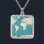 Collar Plateado worldtravels.jpg<br><div class="desc">Siempre tienes al menos una cosa que te recuerde a tus viajes por el mundo.</div>