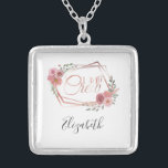 Collar Plateado Yo sí Crew Flores Rosa Florales Rubor Pink Flowers<br><div class="desc">Personalice este collar de platos de plata y haga un gran regalo para su fiesta nupcial. Yo sí lo digo con flores rosas y marco.</div>