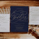Invitación Todo En Uno Monograma romántico de oro y marina Boda de código (Romantic Navy and Gold Calligraphy Collection by Fresh & Yummy Paperie.)