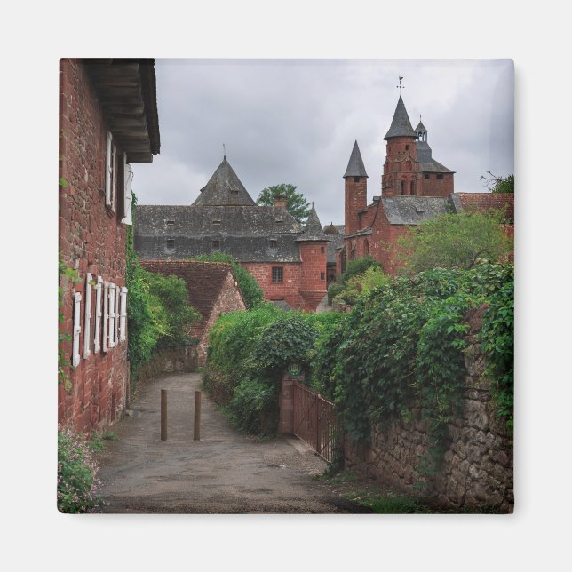 Collonges-la-Rouge, el imán del pueblo rojo (Frente)