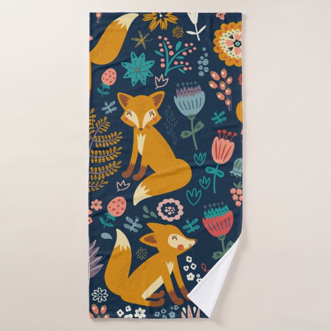 Colorful pattern with a foxfox,pattern,forest,fall (Toalla de baño)