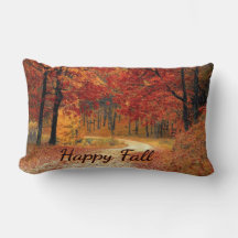 Colorida almohada de la carretera de otoño