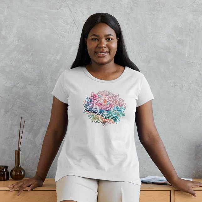 Colorida camiseta Mandala (Beautiful and colorful Mandala T-Shirt)