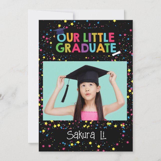 Colorida Pequeña Invitación de Graduado (Anverso)