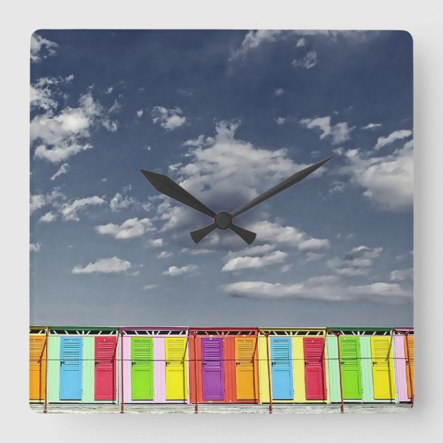 Coloridas cabañas de baño Muro Reloj (Anverso)