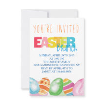 Coloridas invitaciones de Pascua
