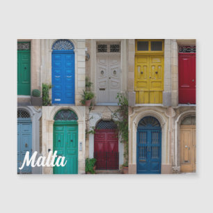 Coloridas puertas delanteras en Malta
