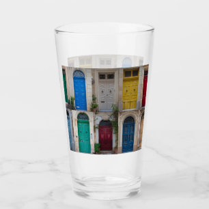 Coloridas puertas delanteras en Malta