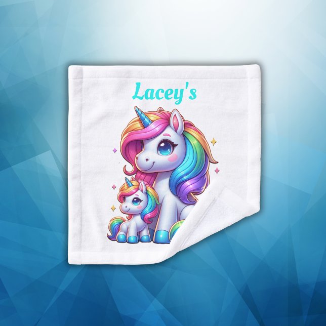 Coloridas Unicornios, monogramadas | (Subido por el creador)