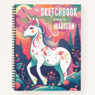 Colorido cuaderno de dibujos de unicornio con nomb