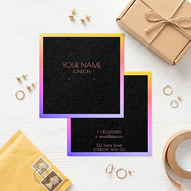 Colorido portaaviones (Colourful border earring holder.)