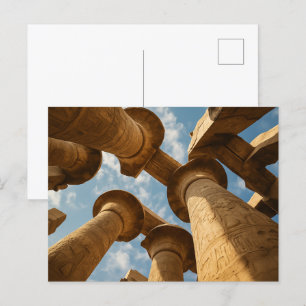 Columnas del Templo Majestuoso de la Postales Egip