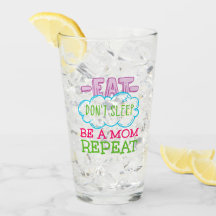 Coma, no duermas, repite mamá