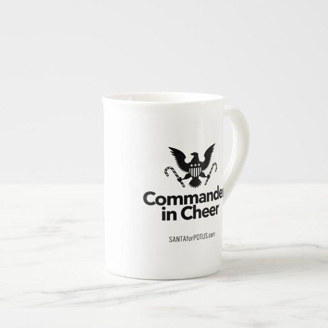"Comandante en taza de la porcelana de hueso de la (Derecha)