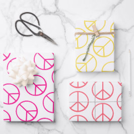 Combinación de papel de regalo con signo de paz en