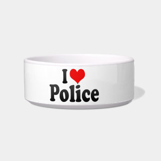 Comedero Amo policía
