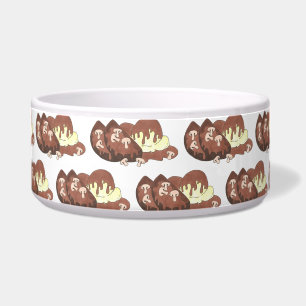 Comedero Carne de carne de cerdo de mamá cocinando papas de