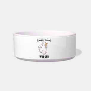 Comedero Considere a su propio gato malvado advertido
