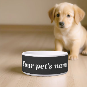 Comedero El nombre de tu mascota con fondo negro en el tazó